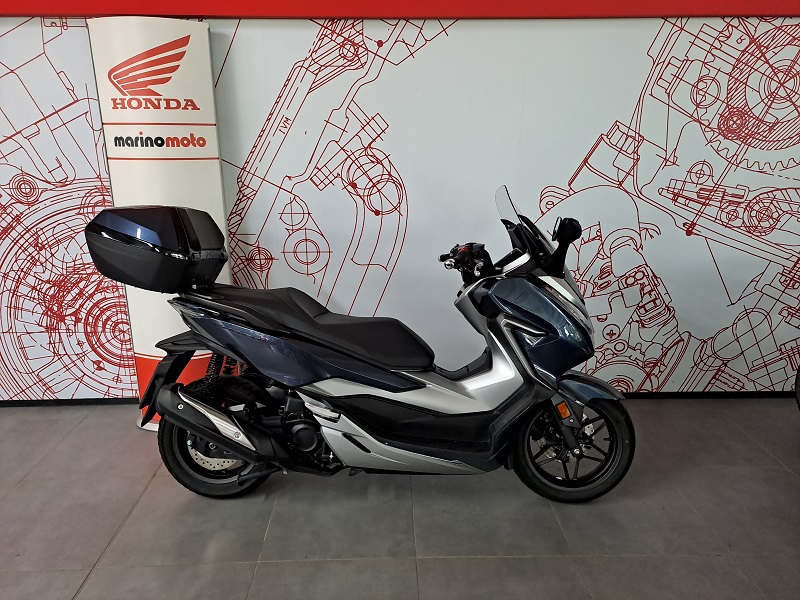 HONDA FORZA 300 DELUXE