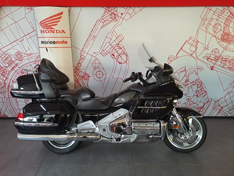 HONDA GL 1800 GOLD WING