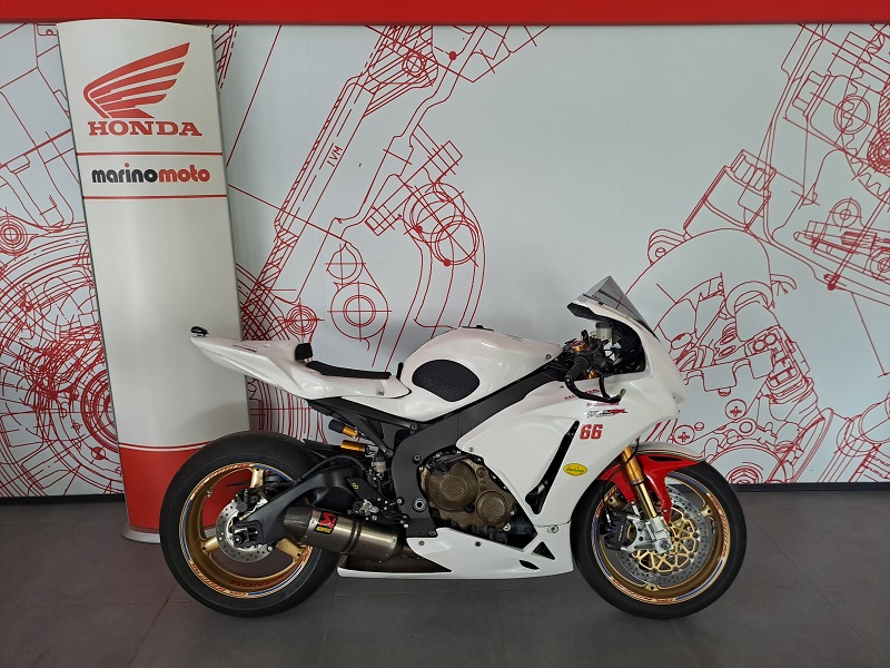 HONDA CBR1000 RR FIREBLADE