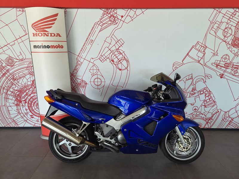 HONDA VFR 800