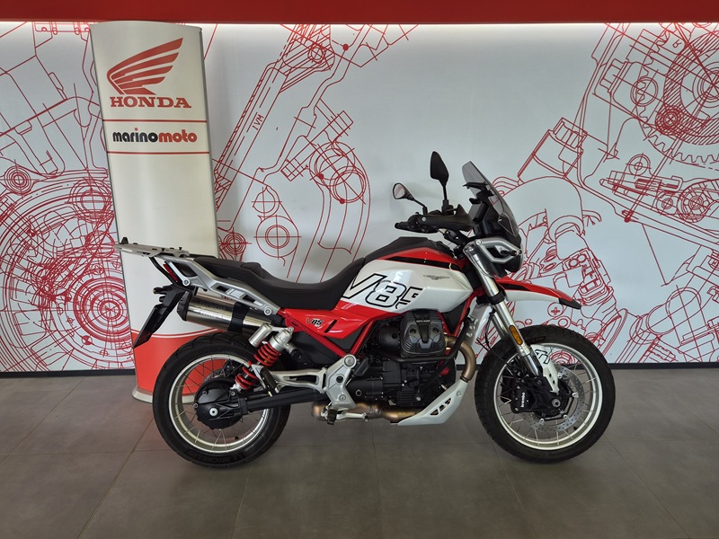 MOTO GUZZI V85 TT