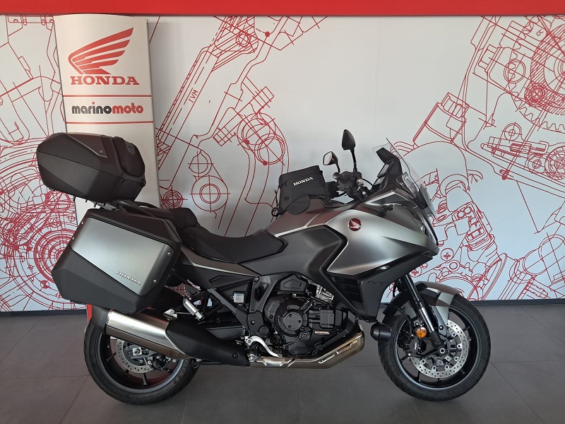 HONDA NT1100 DCT TRAVEL ED.